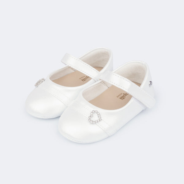 Sapato de Bebê Pampili Nina Coração Perolada Branco